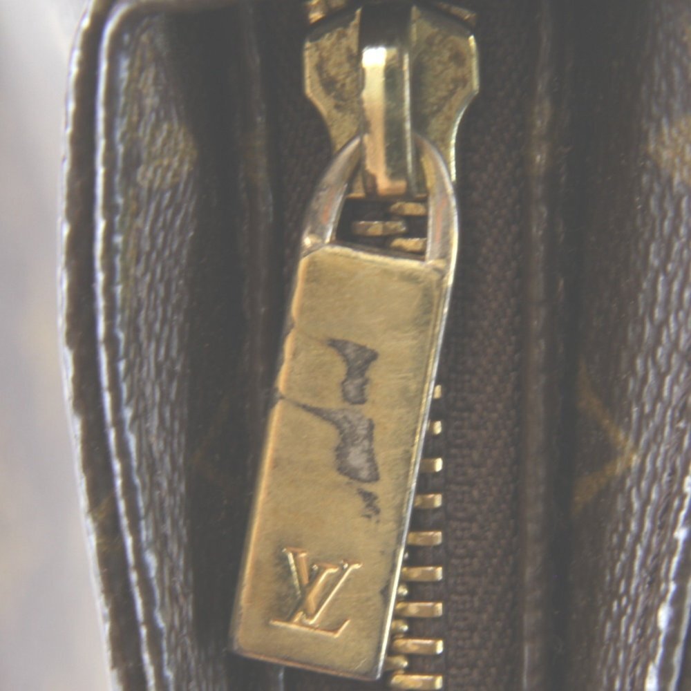 LOUIS VUITTON Brown Monogram Canvas Looping MM Shoulder Bag - Picture 5 of 10